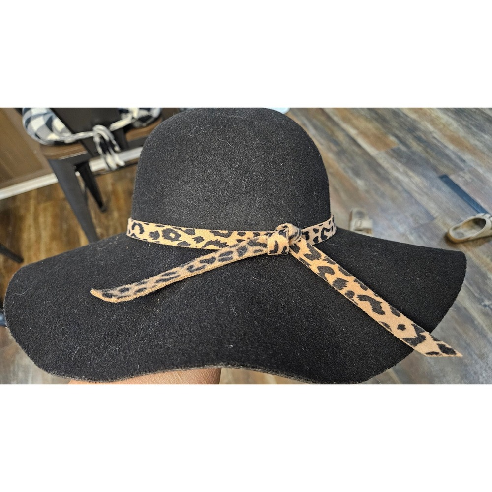 Derby ready Jessica McClintock Black Floppy Wide Brim hat Leopard Print Band NWT